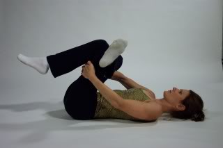 Hip &amp; butt cross leg